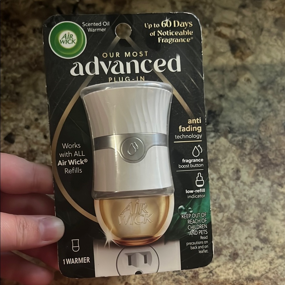 FREE WITH PURCHASE Air Wick Warmer